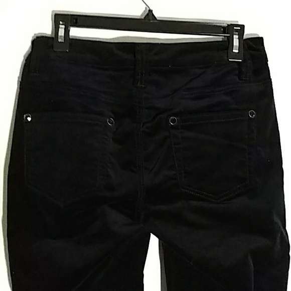 Reba Black Velvet Women Jeans - Picture 5 of 8